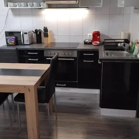 2 Avec Balcon * Roth an der Our